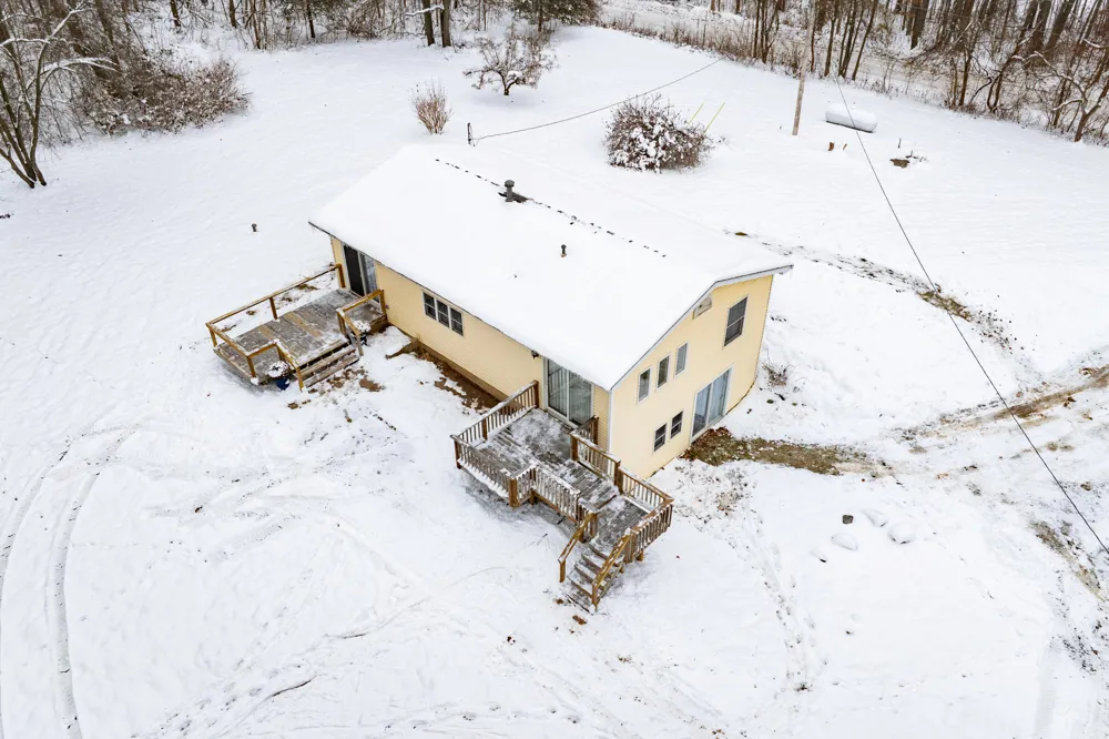 1707 W Bristol Road Barry Township, MI 49046