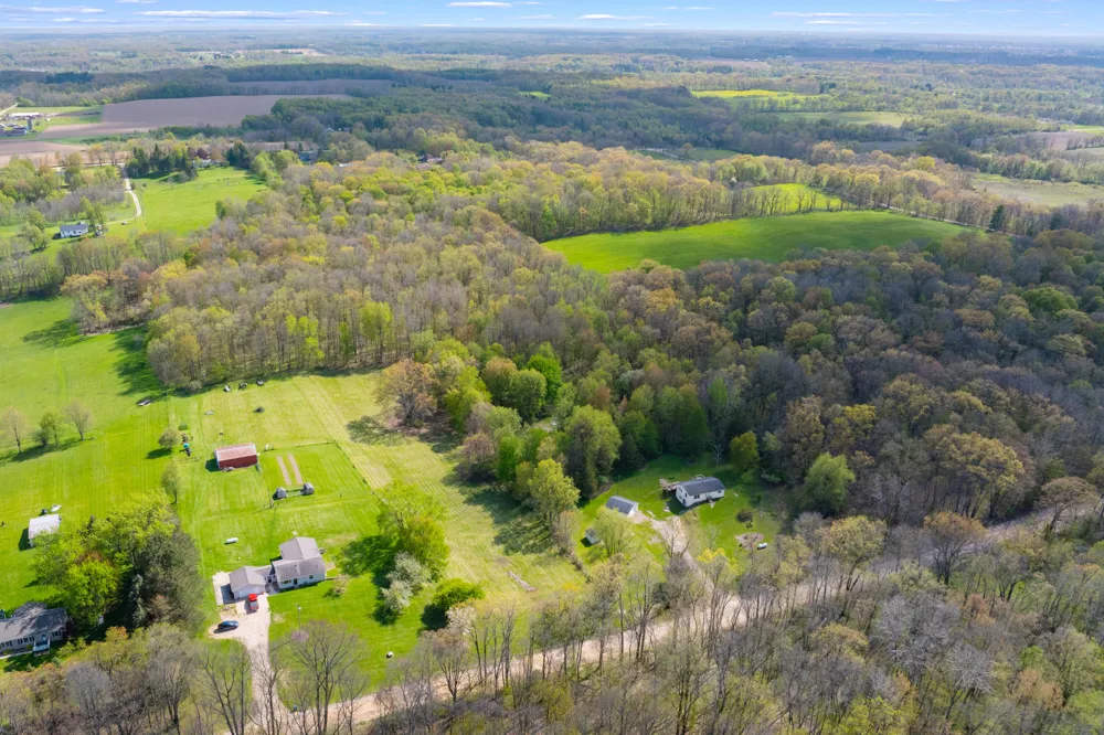 1707 W Bristol Road Barry Township, MI 49046