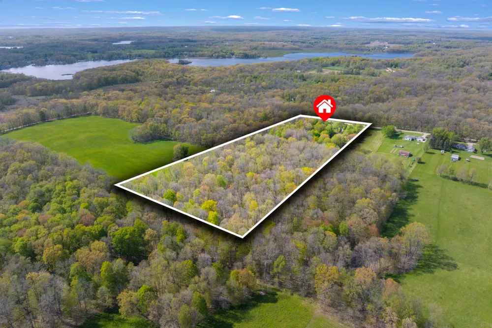 1707 W Bristol Road Barry Township, MI 49046