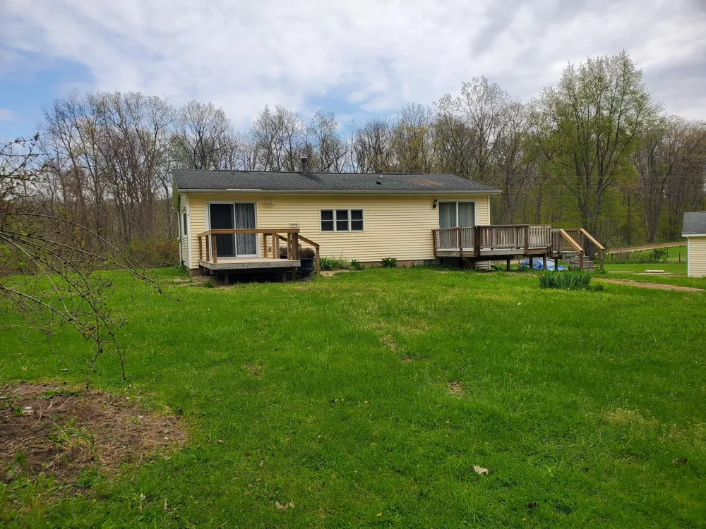 1707 W Bristol Road Barry Township, MI 49046