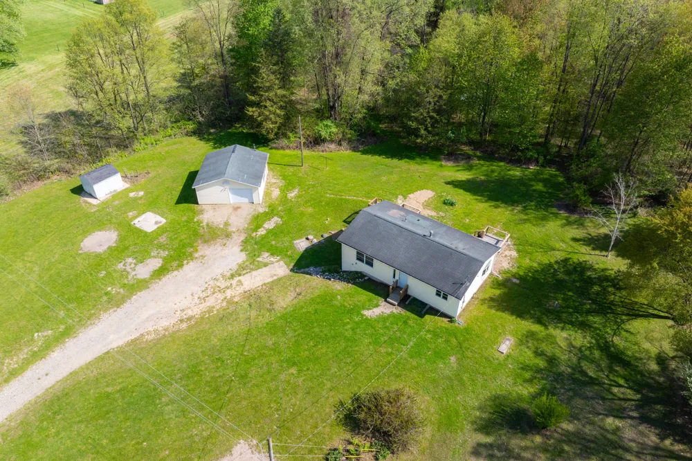 1707 W Bristol Road Barry Township, MI 49046