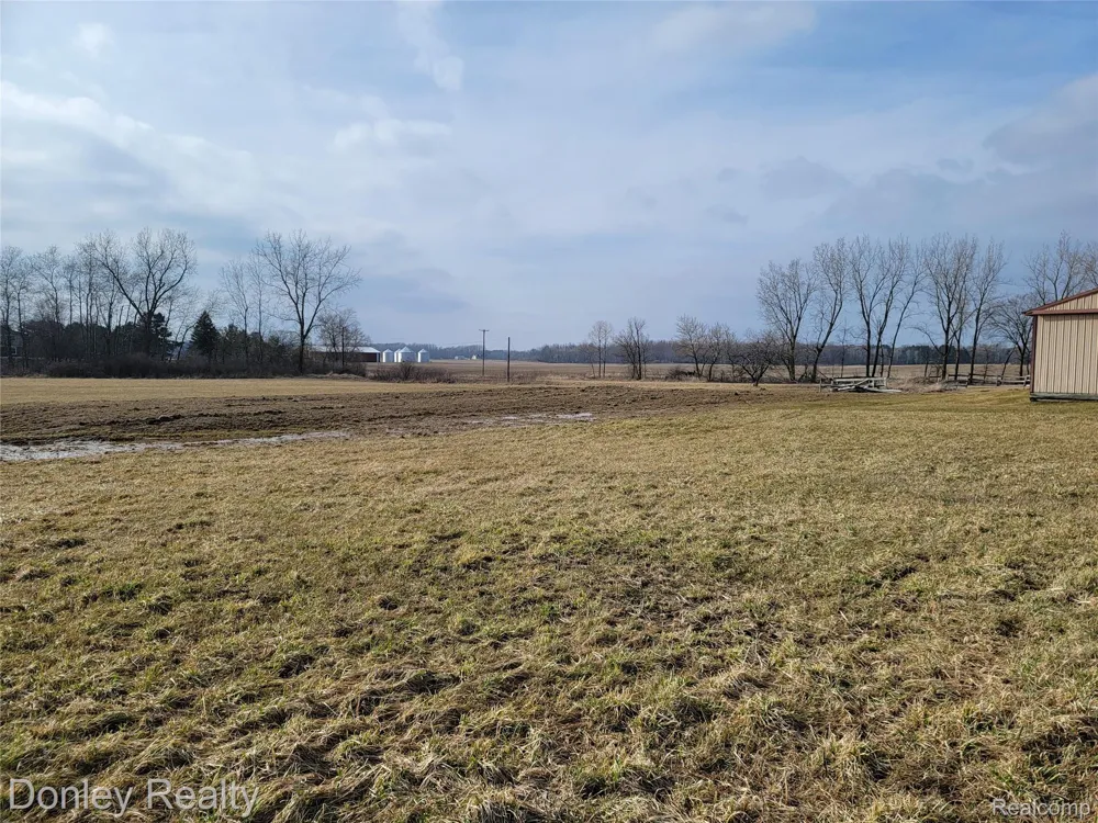 6750 Lanway Road Koylton Township, MI 48741