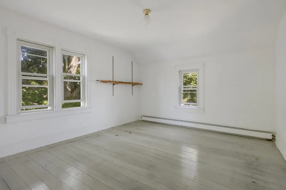 9224 E Duck Lake Road Suttons Bay Township, MI 49682