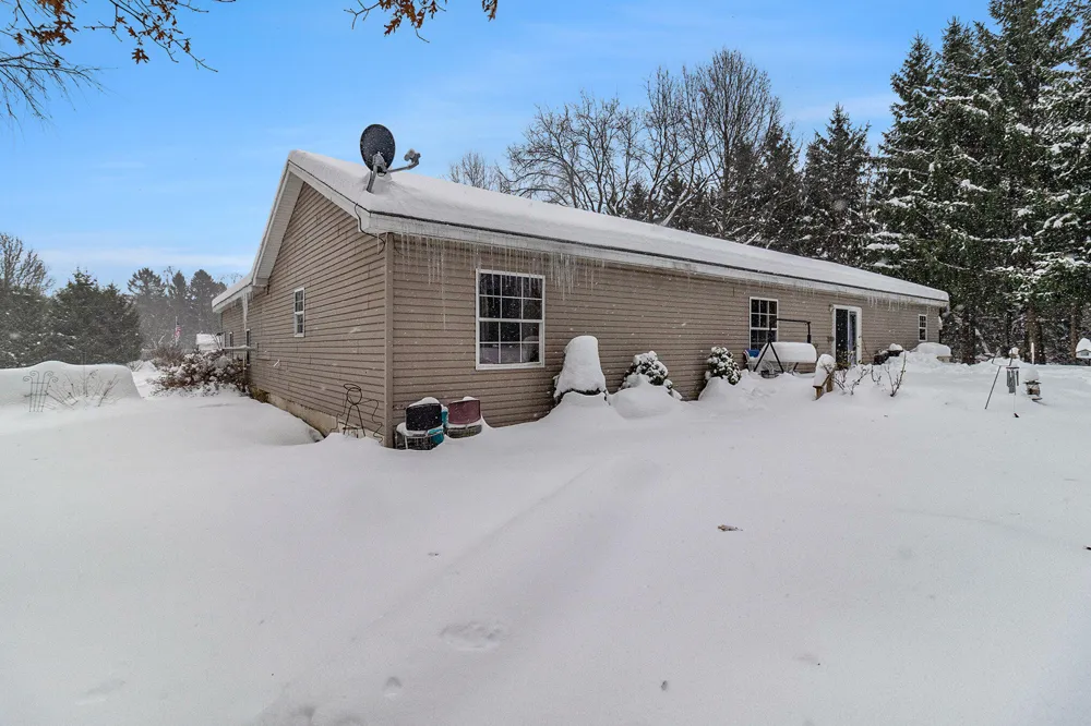 4535 68th Avenue Hart Township, MI 49420