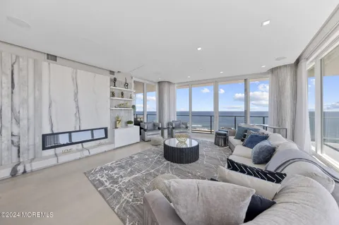 1101 Ocean Avenue #902