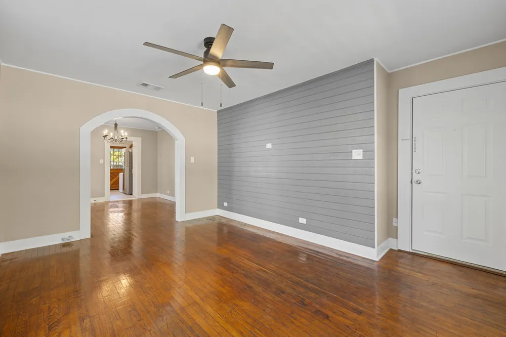 1223 S Austin Avenue S Georgetown, TX 78626