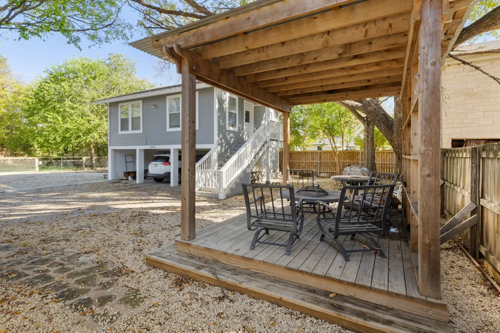 1223 S Austin Avenue S Georgetown, TX 78626