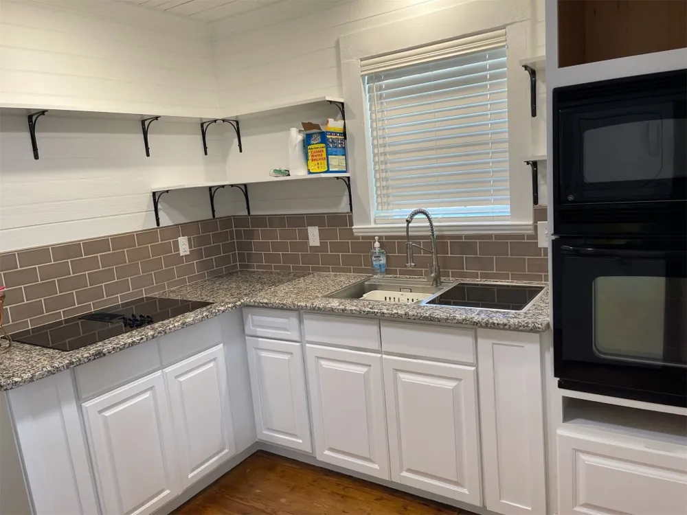 1223 S Austin Avenue S Georgetown, TX 78626
