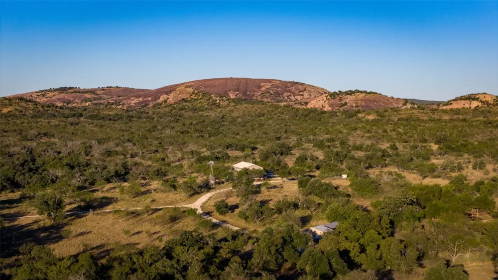 7702 Ranch Road 965 Llano, TX 78624