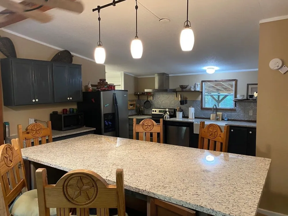 172 Pine Canyon Drive Smithville, TX 78957