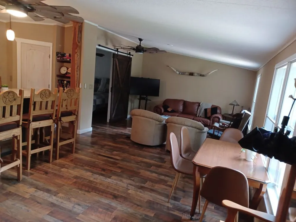 172 Pine Canyon Drive Smithville, TX 78957