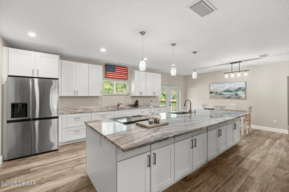 2995 Ragis Road Edgewater, FL 32132