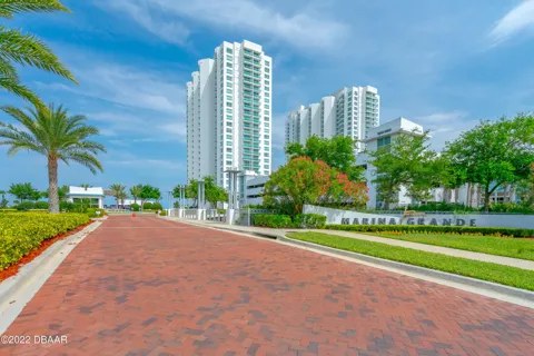 241 Riverside Drive #808
