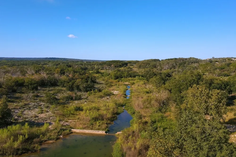 7534 West US Highway 290 Highway Hye, TX 78635