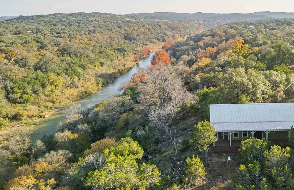 8507 Hammett's Crossing Round Mountain, TX 78663