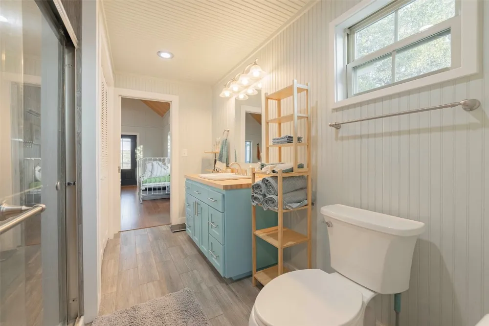 8507 Hammett's Crossing Round Mountain, TX 78663
