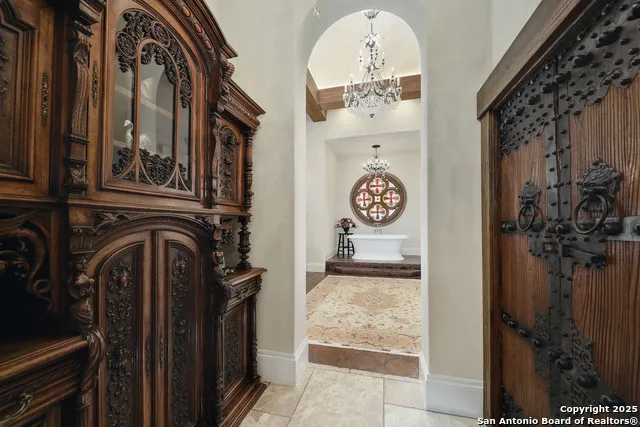640 Terrell Terrell Hills, TX 78209