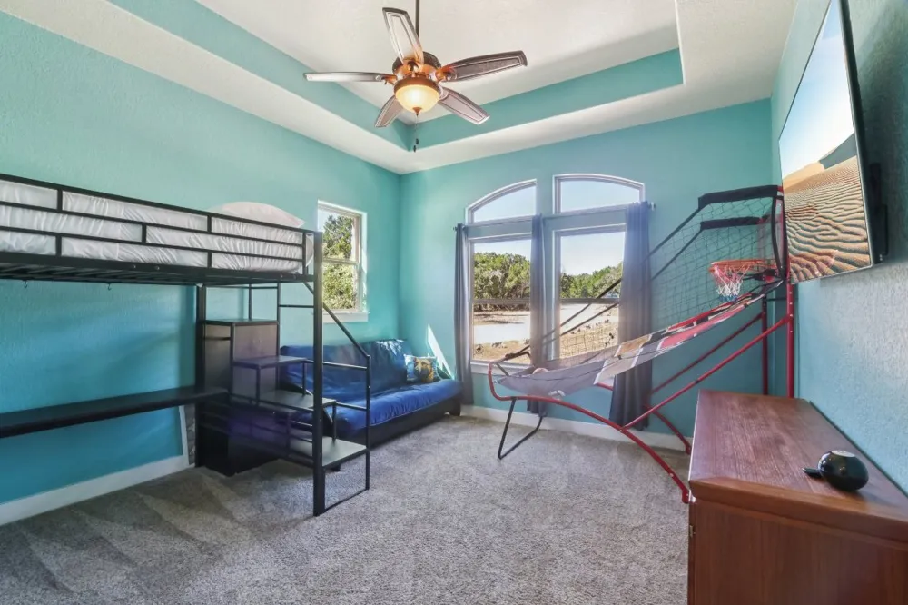 1194 Vaquero Way Wimberley, TX 78676