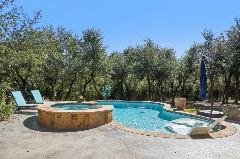 1194 Vaquero Way Wimberley, TX 78676