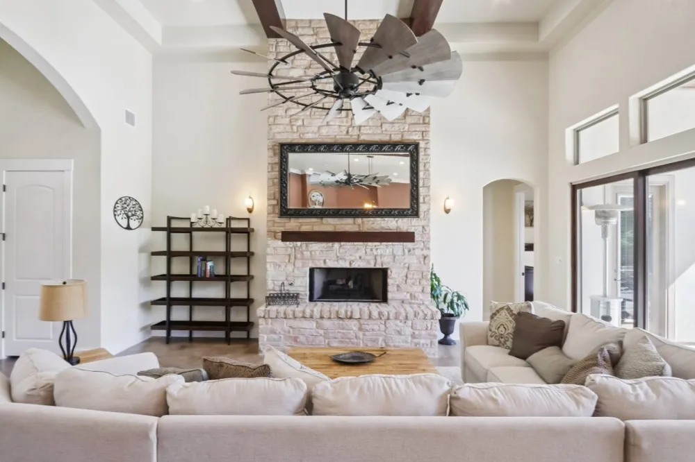 1194 Vaquero Way Wimberley, TX 78676