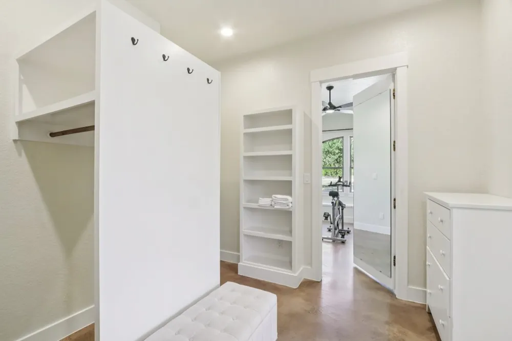 1194 Vaquero Way Wimberley, TX 78676
