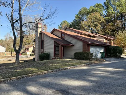 1121 Village Main Street