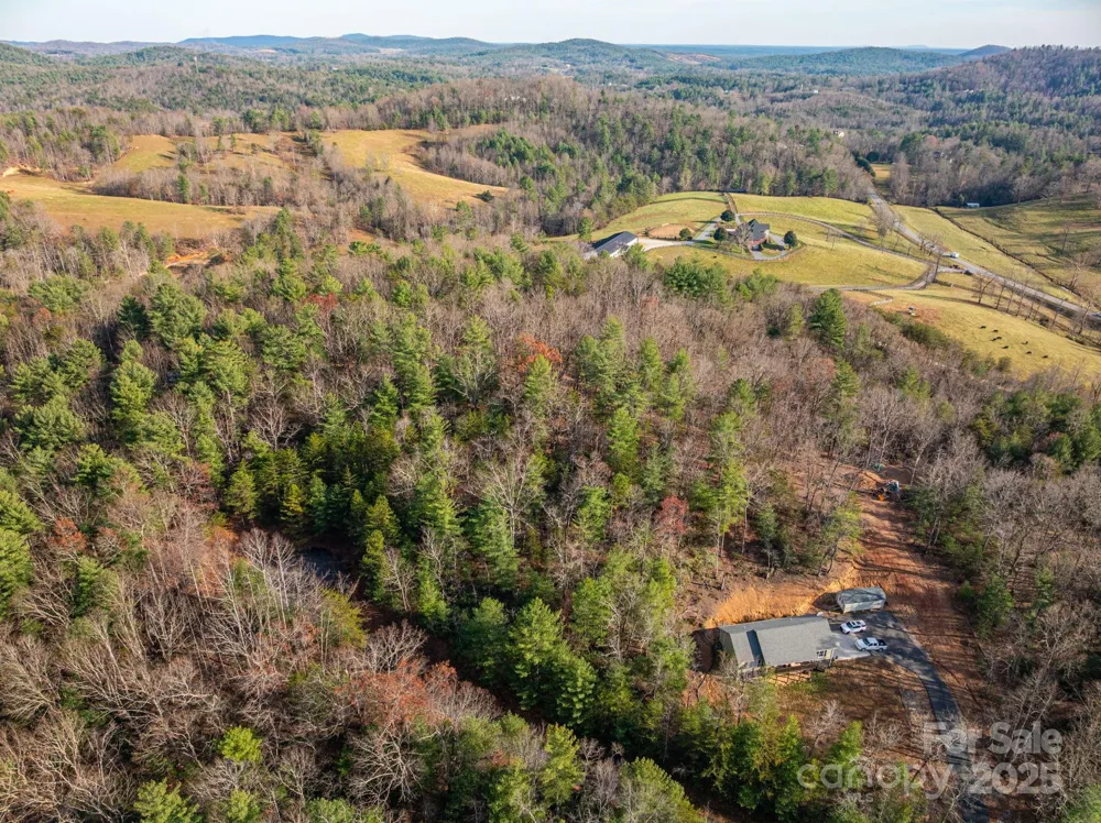 3129 Mountain Laurel Drive Lenoir, NC 28645