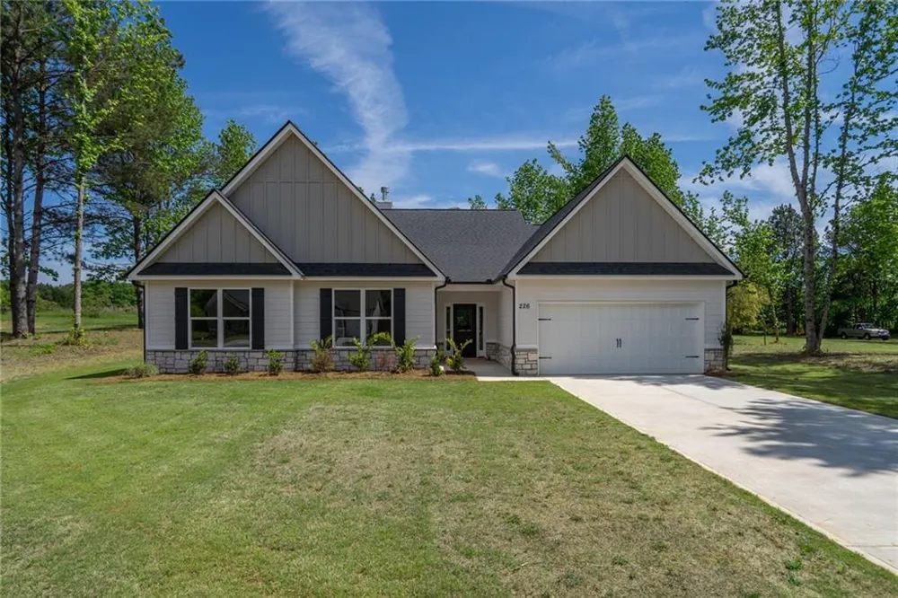 226 Good Hope Preserve Good Hope, GA 30641