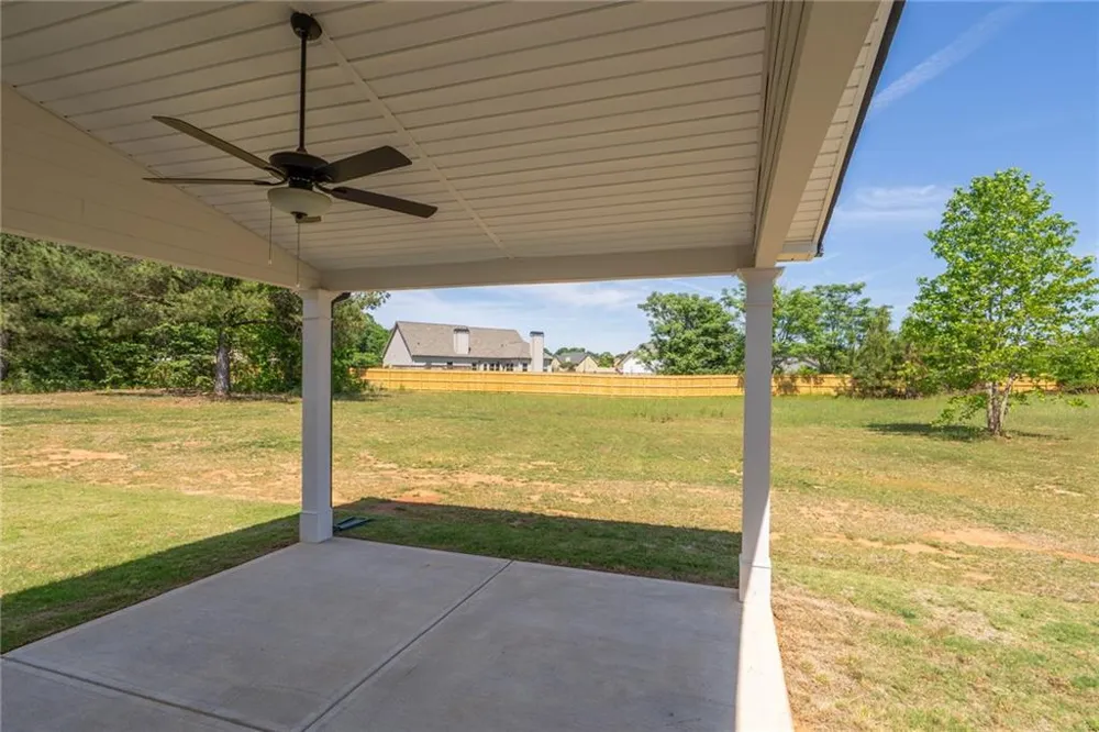 209 Squirrel Run Good Hope, GA 30641