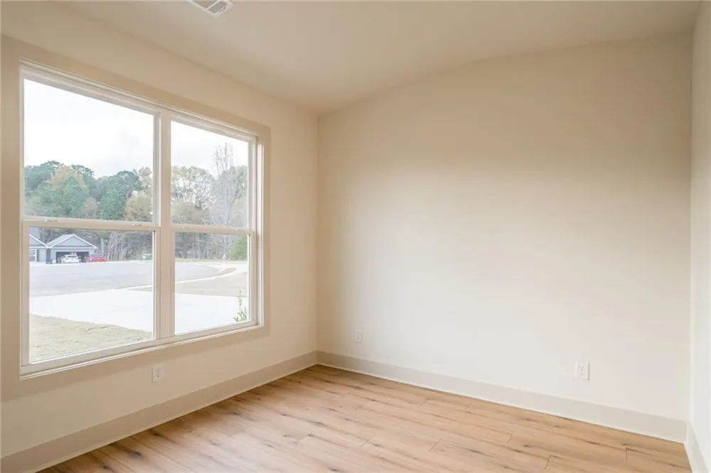 209 Squirrel Run Good Hope, GA 30641