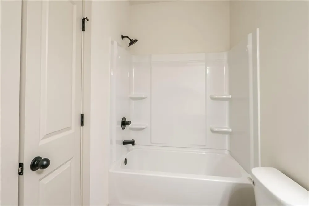 205 Squirrel Run Good Hope, GA 30641