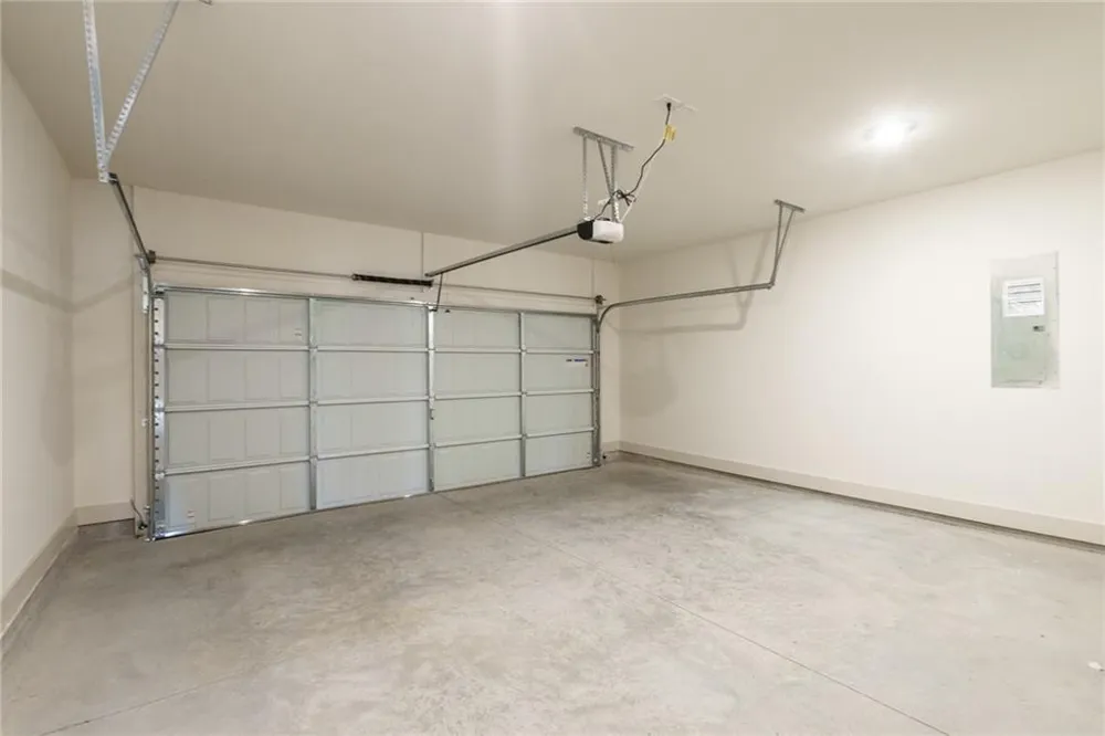 205 Squirrel Run Good Hope, GA 30641
