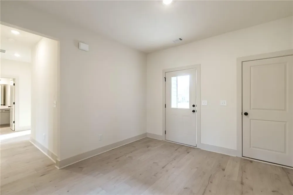 205 Squirrel Run Good Hope, GA 30641