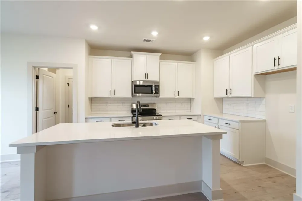 205 Squirrel Run Good Hope, GA 30641