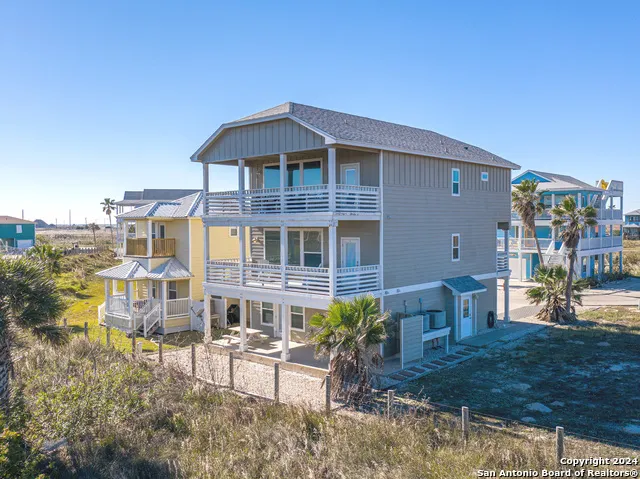 162 La Concha Blvd Unit#7 Port Aransas, TX 78373