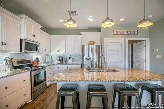 162 La Concha Blvd Unit#7 Port Aransas, TX 78373