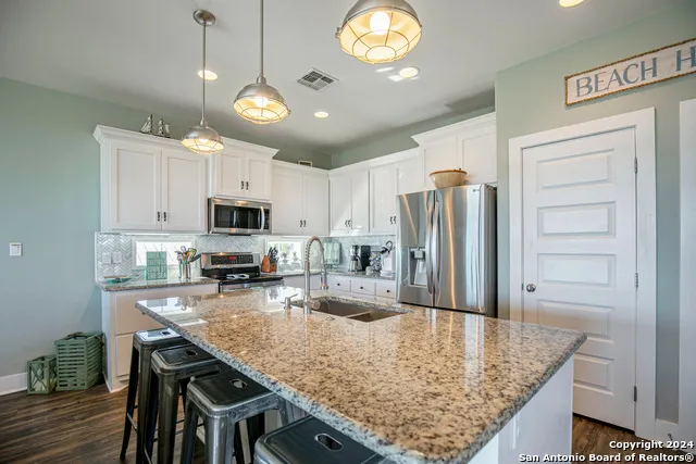 162 La Concha Blvd Unit#7 Port Aransas, TX 78373