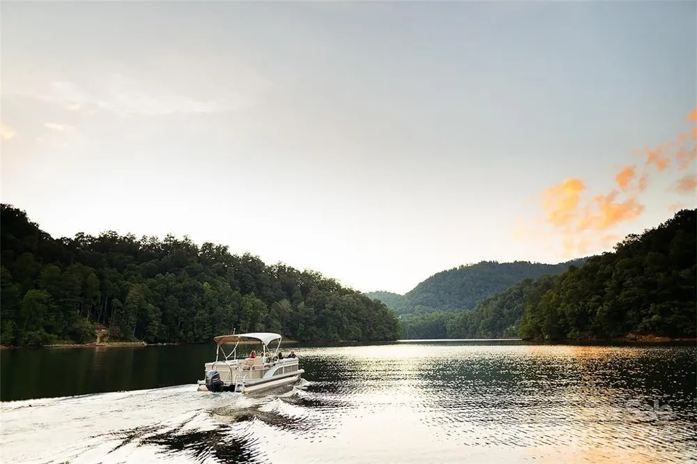 520 Morningside Drive #51 Tuckasegee, NC 28783
