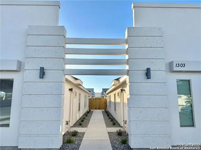 1303 Lore Drive Weslaco, TX 78599