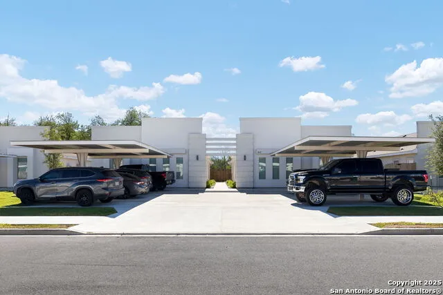 810 Starr Street Mercedes, TX 78570