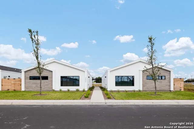 2700 Mockingbird Road Weslaco, TX 78596