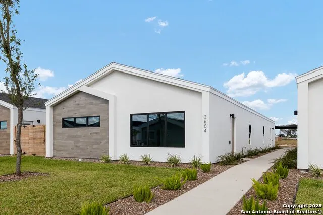 2700 Mockingbird Road Weslaco, TX 78596