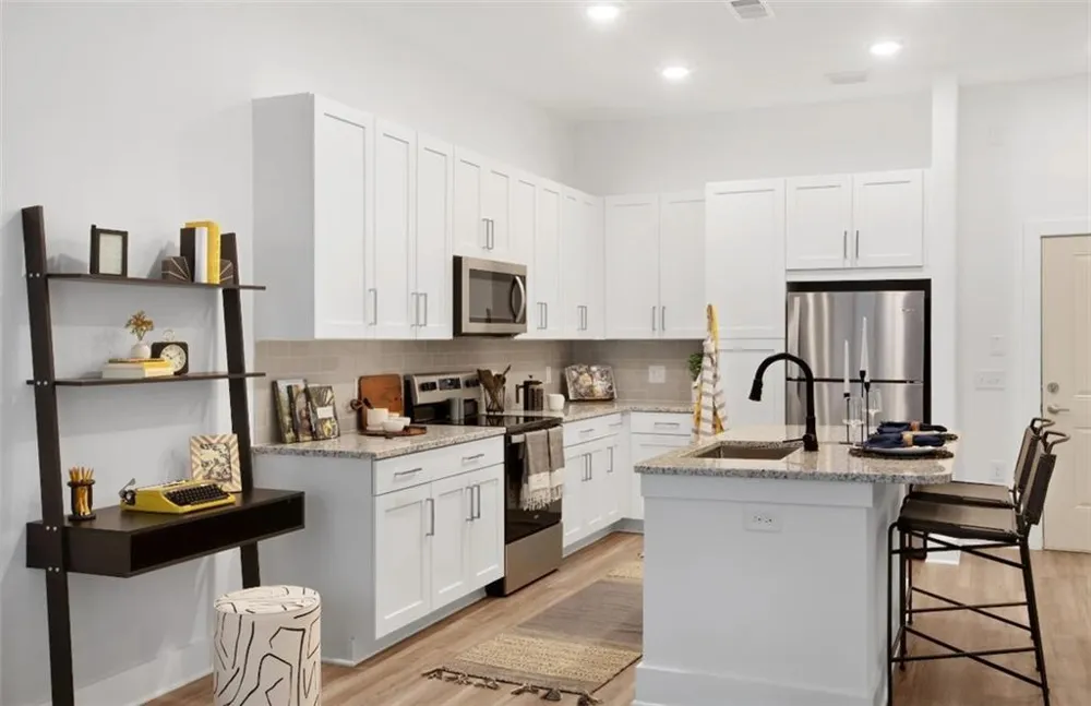 4270 Phil Niekro Parkways #1321 Norcross, GA 30093
