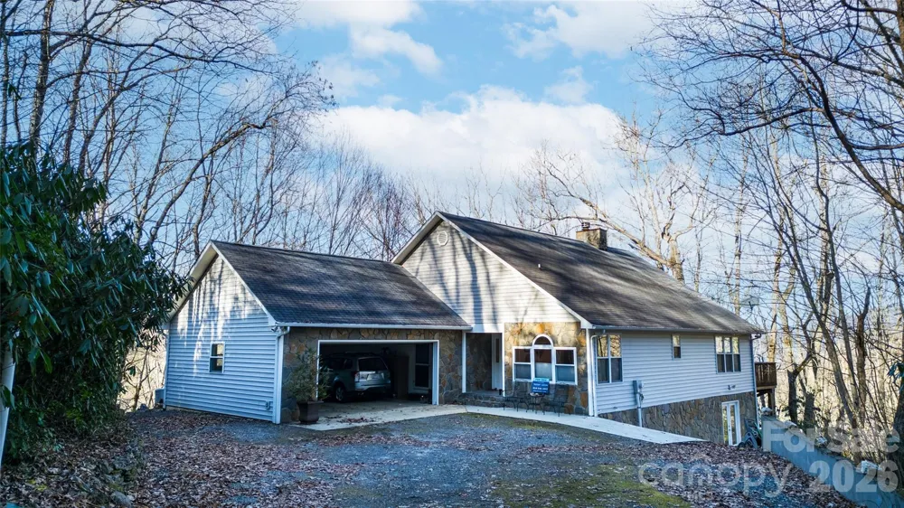 194 Ridgeview Drive Whittier, NC 28789