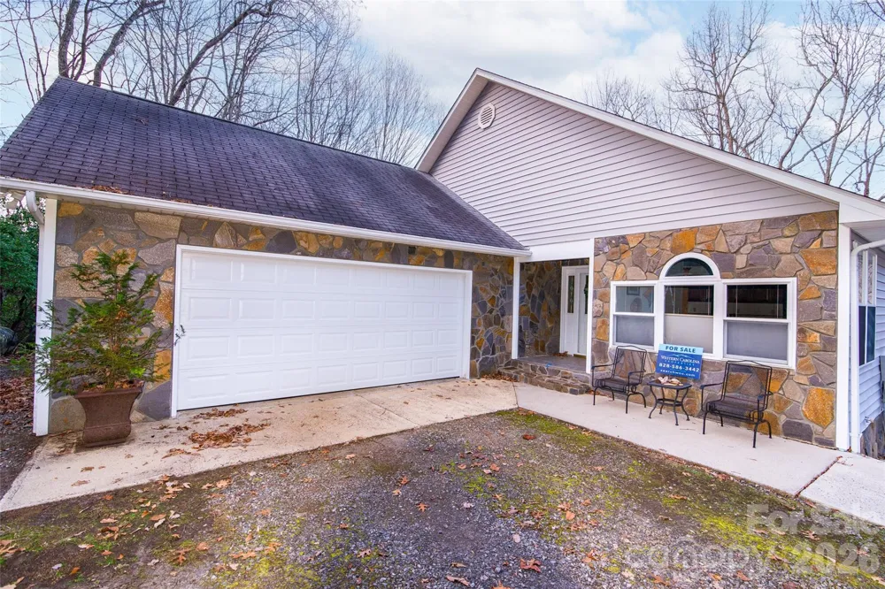 194 Ridgeview Drive Whittier, NC 28789