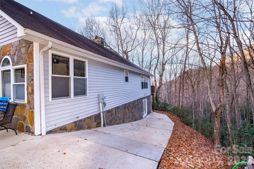 194 Ridgeview Drive Whittier, NC 28789