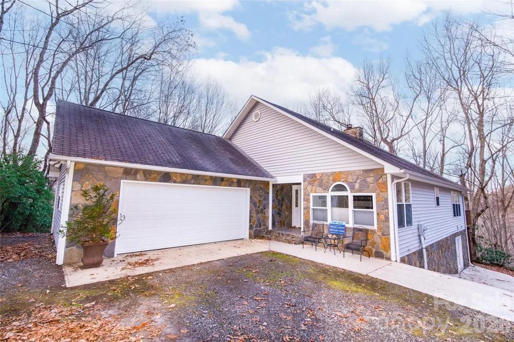 194 Ridgeview Drive Whittier, NC 28789