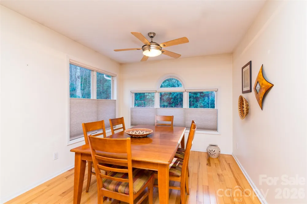194 Ridgeview Drive Whittier, NC 28789