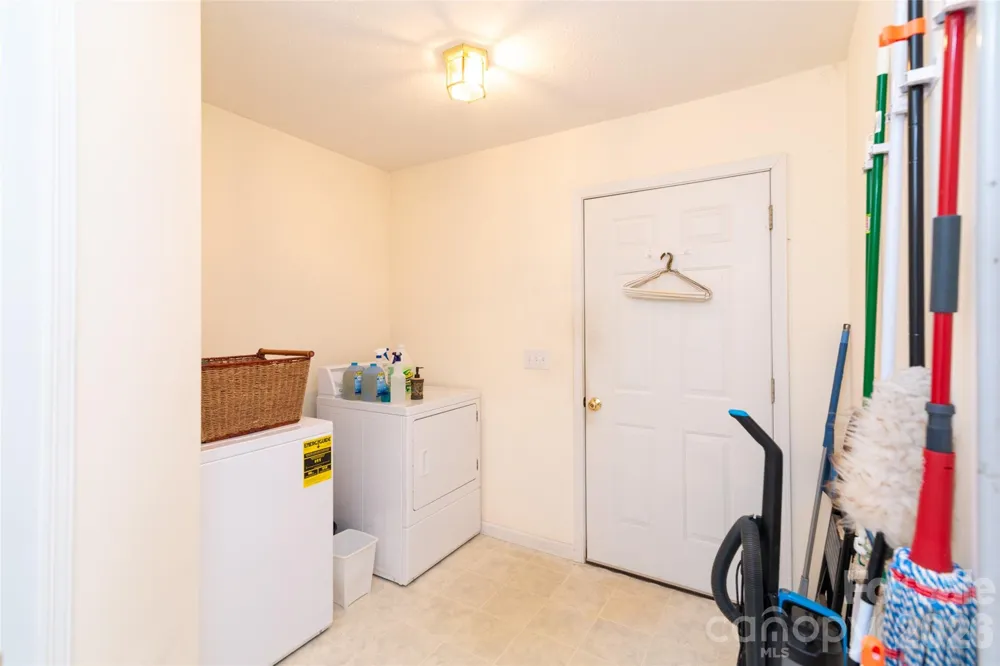 194 Ridgeview Drive Whittier, NC 28789