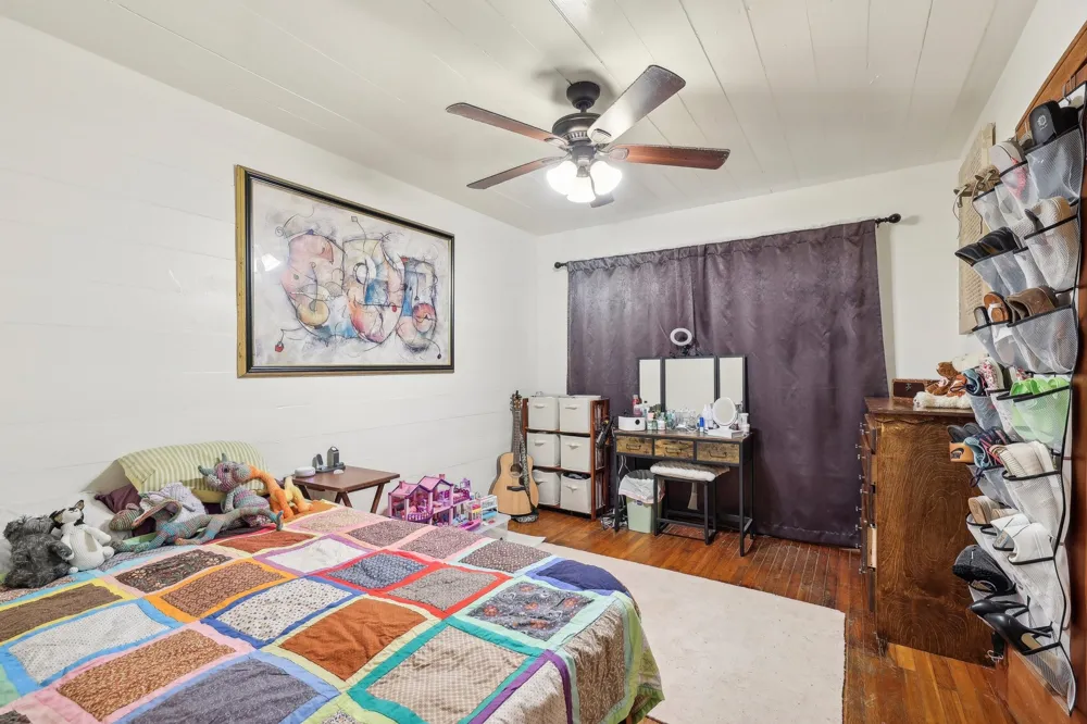 4907 Harmon Avenue Austin, TX 78751
